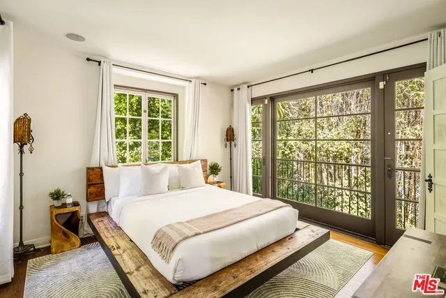 $4,875,000 | 1135 Sunset Vale Avenue, West Hollywood, CA 90069