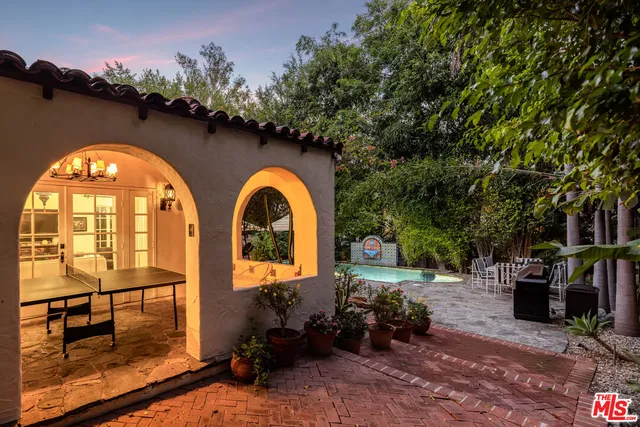 $4,875,000 | 1135 Sunset Vale Avenue, West Hollywood, CA 90069