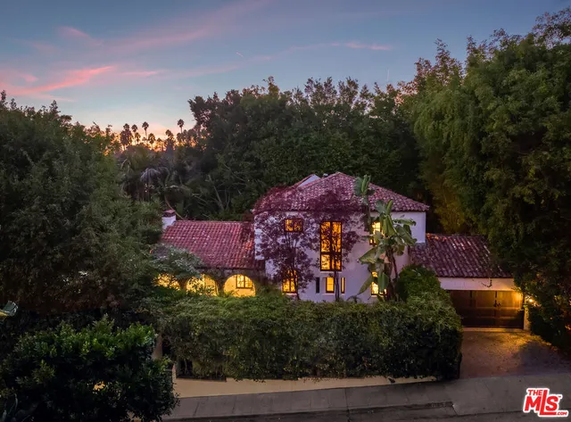 $4,875,000 | 1135 Sunset Vale Avenue, West Hollywood, CA 90069