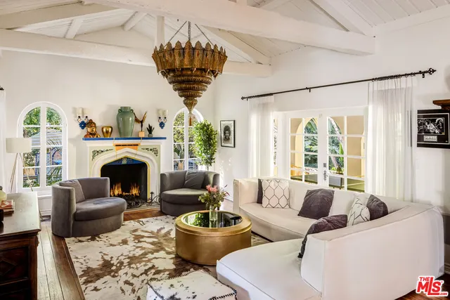 $4,875,000 | 1135 Sunset Vale Avenue, West Hollywood, CA 90069
