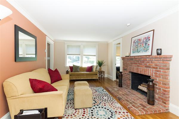 225 Winslow Road Newton, MA 02468 - Photo 4 of 18