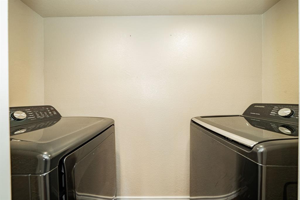 1536 Signal Ridge Place Rockwall, TX 75032 - Photo 17 of 36