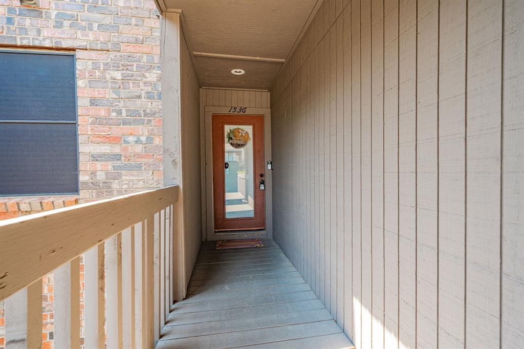 1536 Signal Ridge Place Rockwall, TX 75032 - Photo 3 of 36