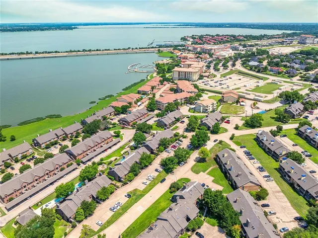 $289,000 | 1536 Signal Ridge Place, Rockwall, TX 75032