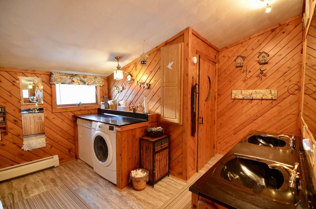 180 Smithfield Road Oakland, ME 04963 - Photo 9 of 21 Large Bathroom
