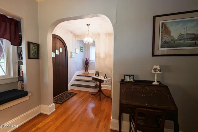 $399,900 | 20 Chester Court, Brunswick, NY 12182