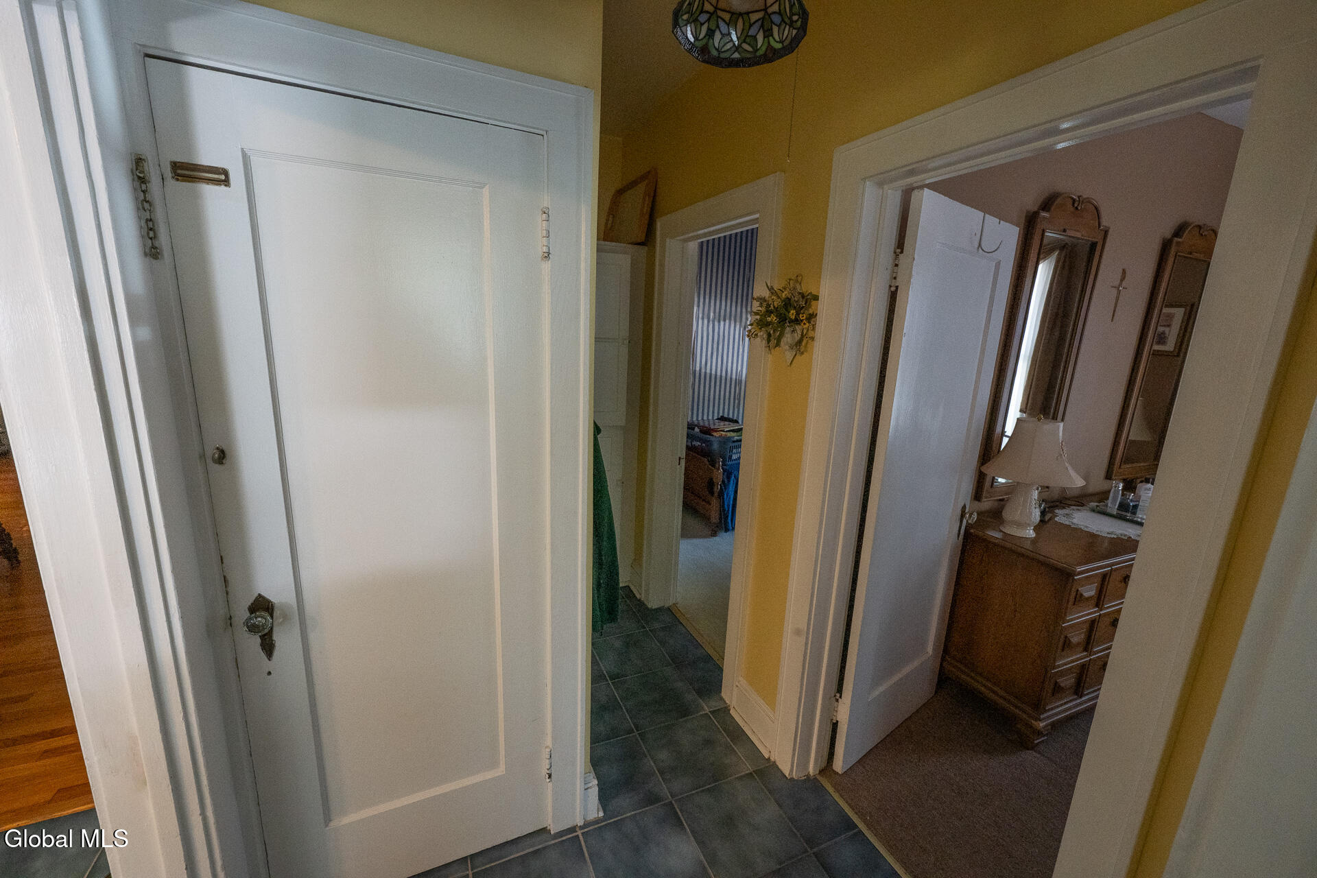 20 Chester Court Brunswick, NY 12182 - Photo 27 of 42 First floor hall