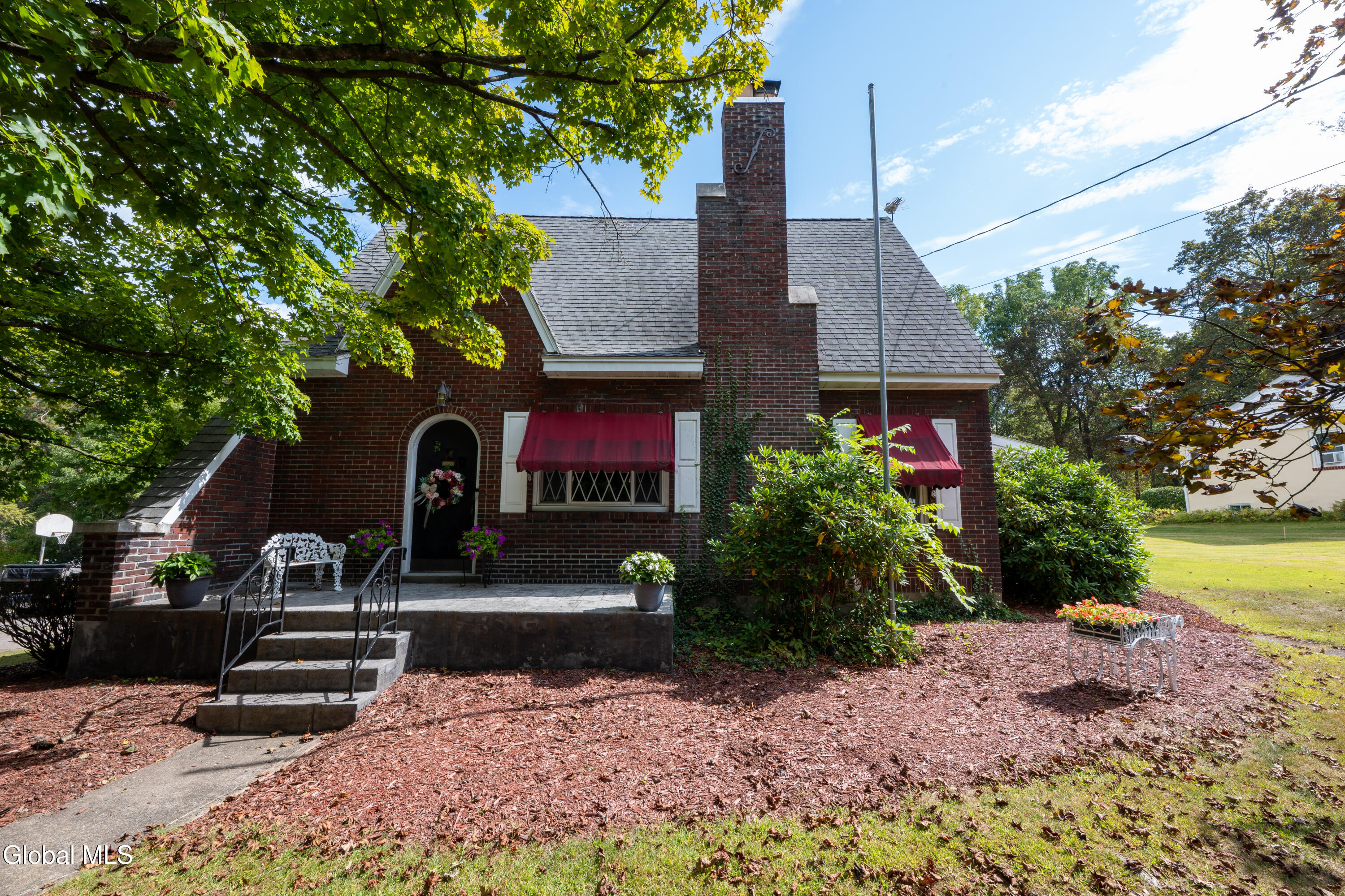 20 Chester Court Brunswick, NY 12182 - Photo 3 of 42 Front Exterior