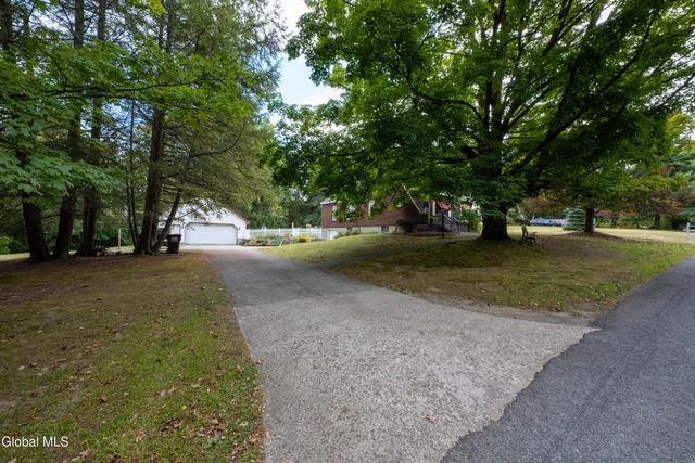 $399,900 | 20 Chester Court, Brunswick, NY 12182