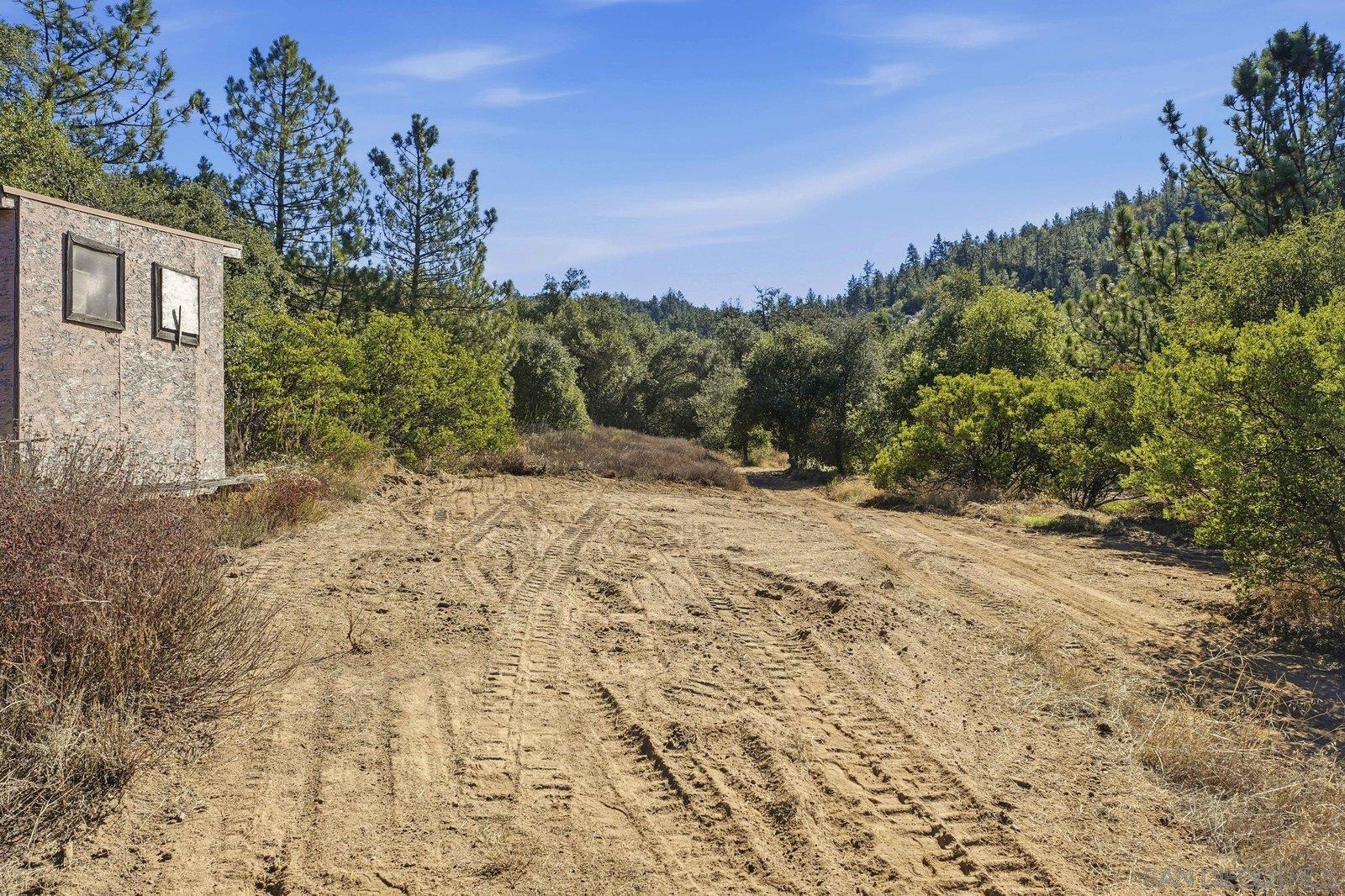 3310 Wynola Road Julian, CA 92036 - Photo 13 of 31 Gallery Image 13