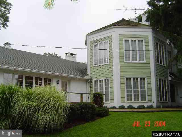 2335 Springwood Road York, PA 17402 - Photo 2 of 7 Gallery Image 2
