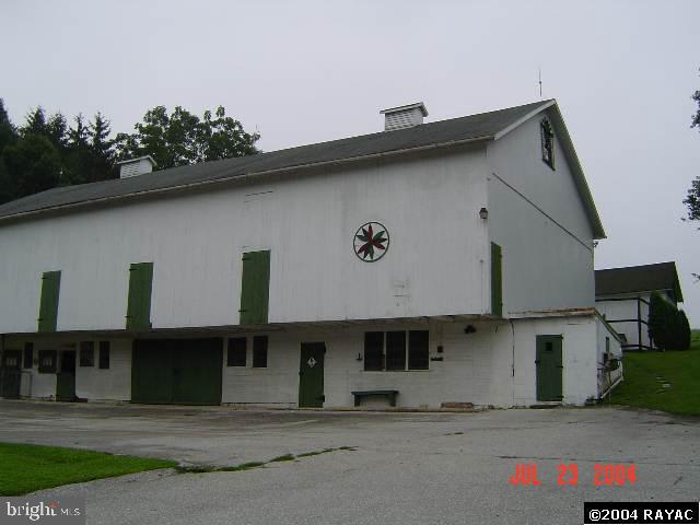 2335 Springwood Road York, PA 17402 - Photo 3 of 7 Gallery Image 3