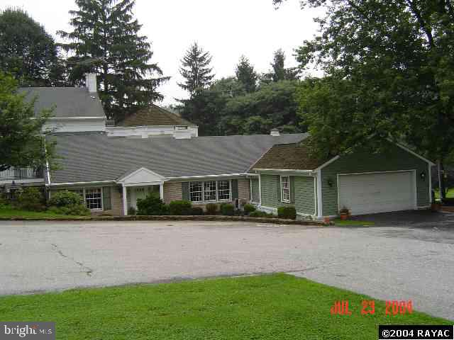 2335 Springwood Road York, PA 17402 - Photo 5 of 7 Gallery Image 5