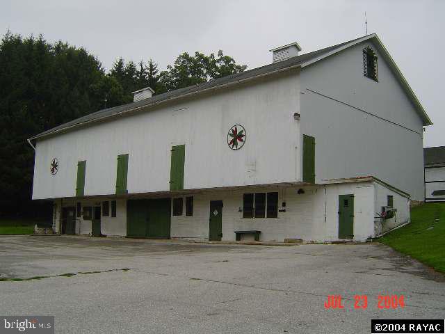 2335 Springwood Road York, PA 17402 - Photo 7 of 7 Gallery Image 7