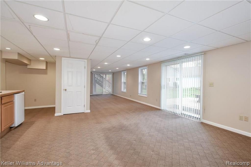 3279 Fairgrove Terrace Rochester Hills, MI 48309 - Photo 28 of 40
