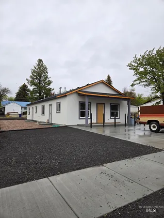 $465,000 | 214 A/b Avenue East, Jerome, ID 83338