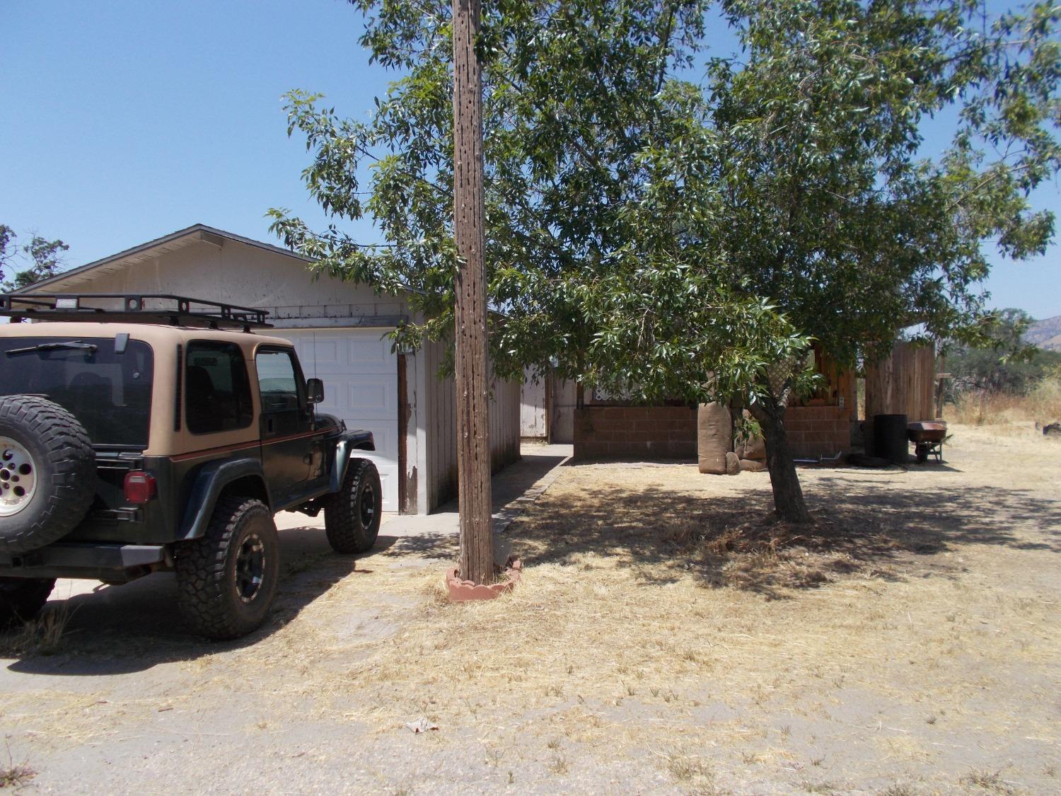 39370 Squaw Valley Road Squaw Valley, CA 93675 - Photo 2 of 25 Gallery Image 2