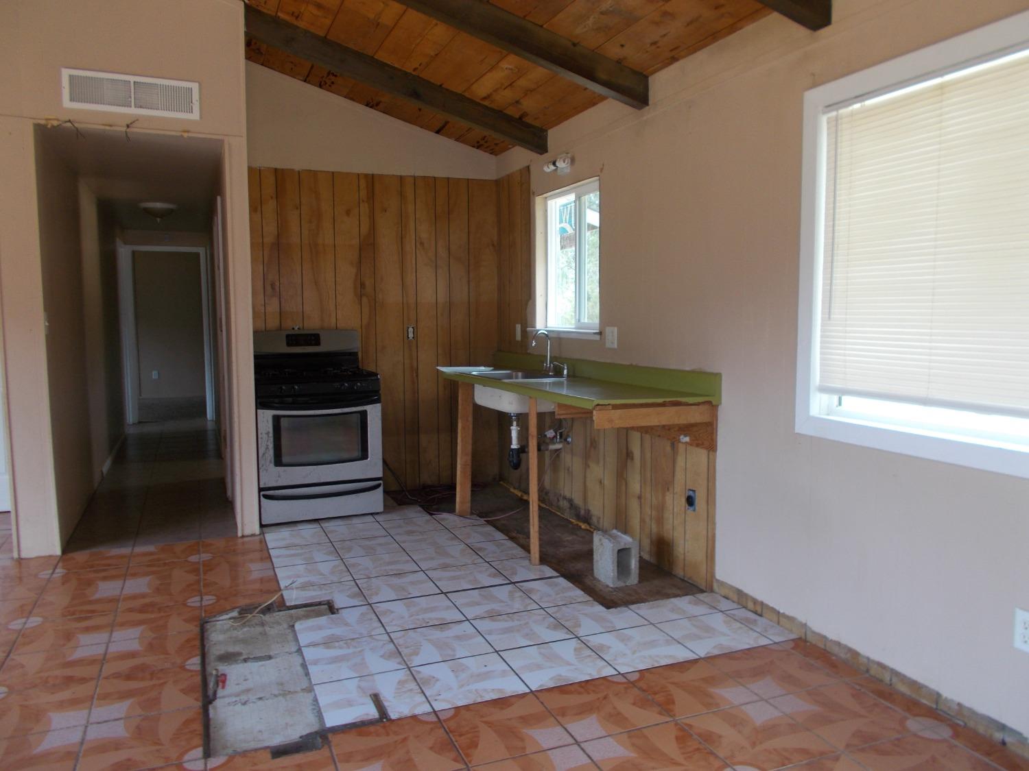 39370 Squaw Valley Road Squaw Valley, CA 93675 - Photo 21 of 25 Gallery Image 21