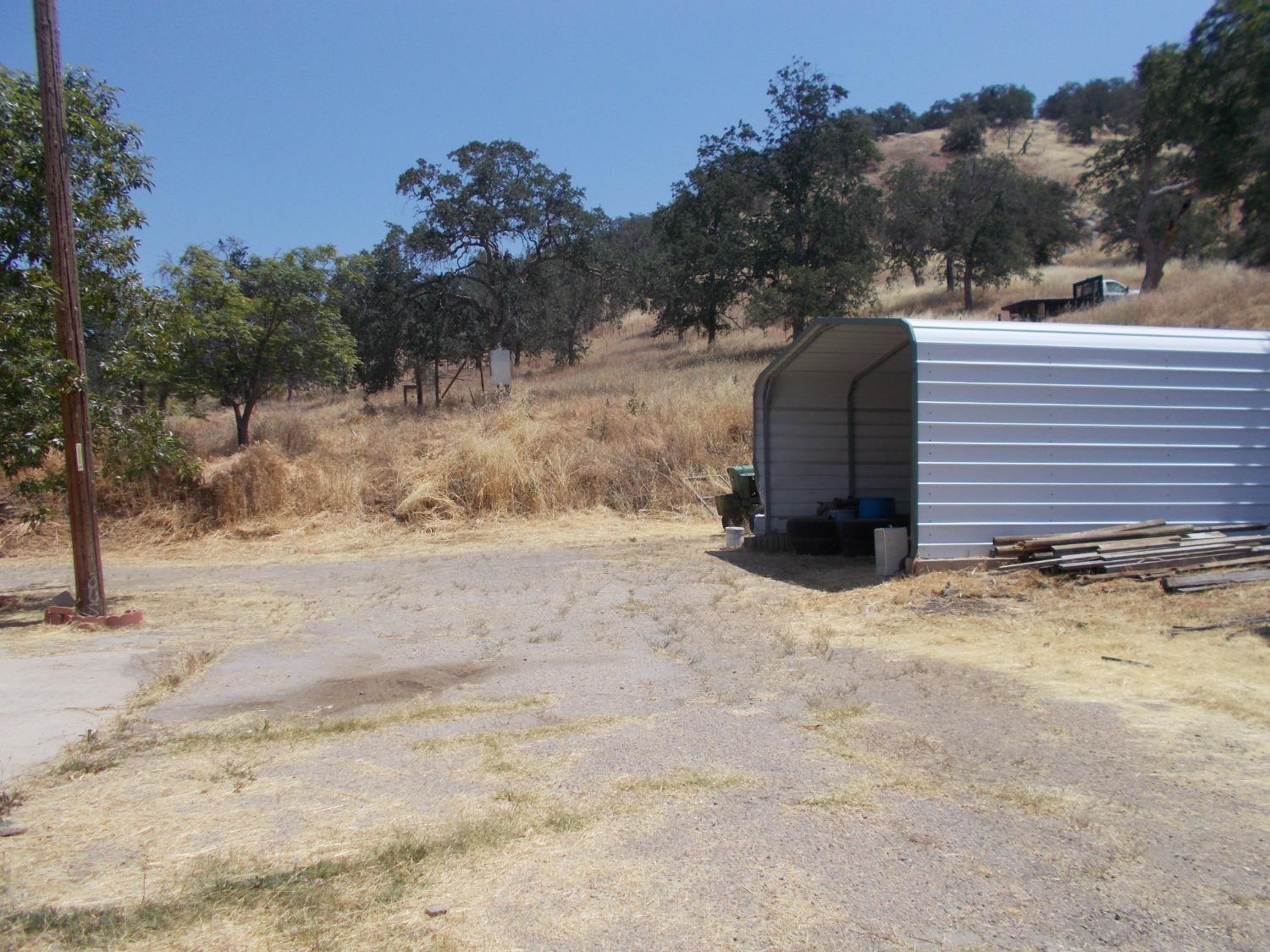 39370 Squaw Valley Road Squaw Valley, CA 93675 - Photo 5 of 25 Gallery Image 5