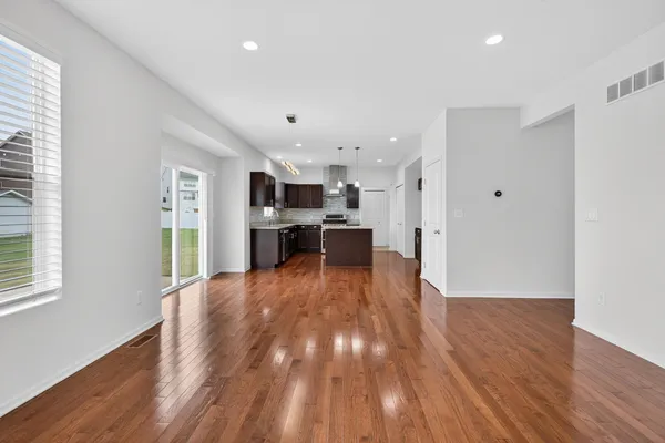 $369,900 | 820 Tanglewood Drive, Jackson, MI 49203