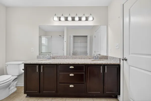 $369,900 | 820 Tanglewood Drive, Jackson, MI 49203