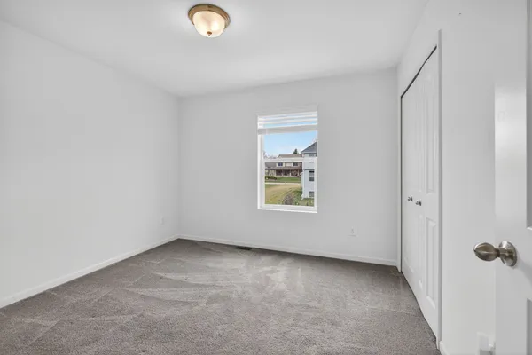 $369,900 | 820 Tanglewood Drive, Jackson, MI 49203