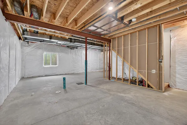 $369,900 | 820 Tanglewood Drive, Jackson, MI 49203