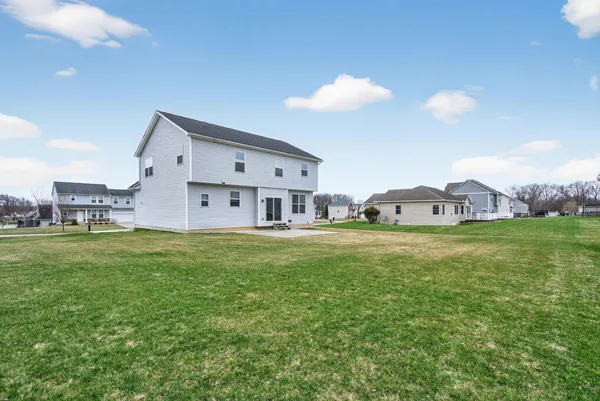 $369,900 | 820 Tanglewood Drive, Jackson, MI 49203