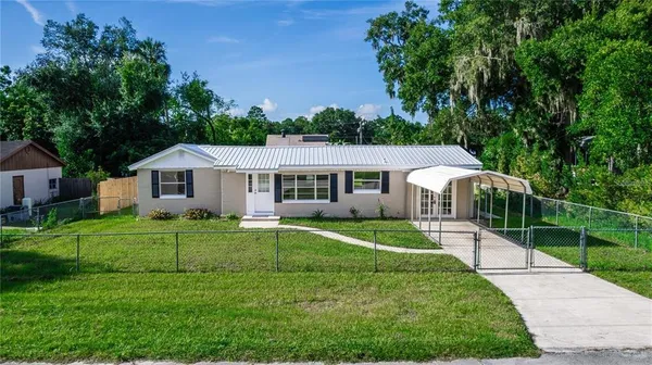 $1,750 | 15 Palmira Road, DeBary, FL 32713
