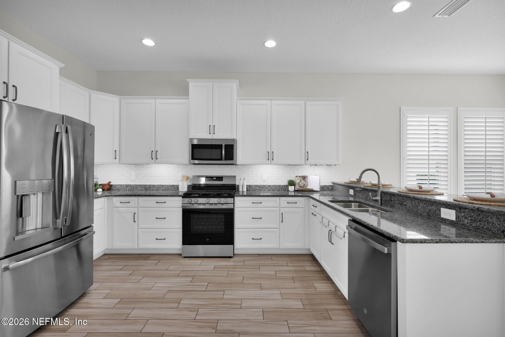 37 Rinaldo Way Ponte Vedra, FL 32081 - Photo 14 of 89 Gourmet kitchen
