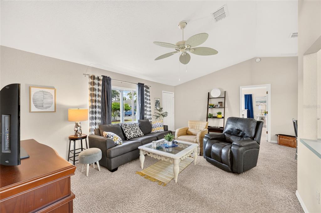 8446 Southeast 137th Loop Summerfield, FL 34491 - Photo 7 of 62 Gallery Image 7