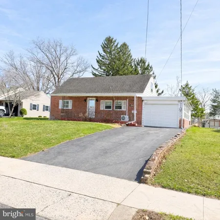 $259,000 | 1842 Scotland Avenue, Chambersburg, PA 17201