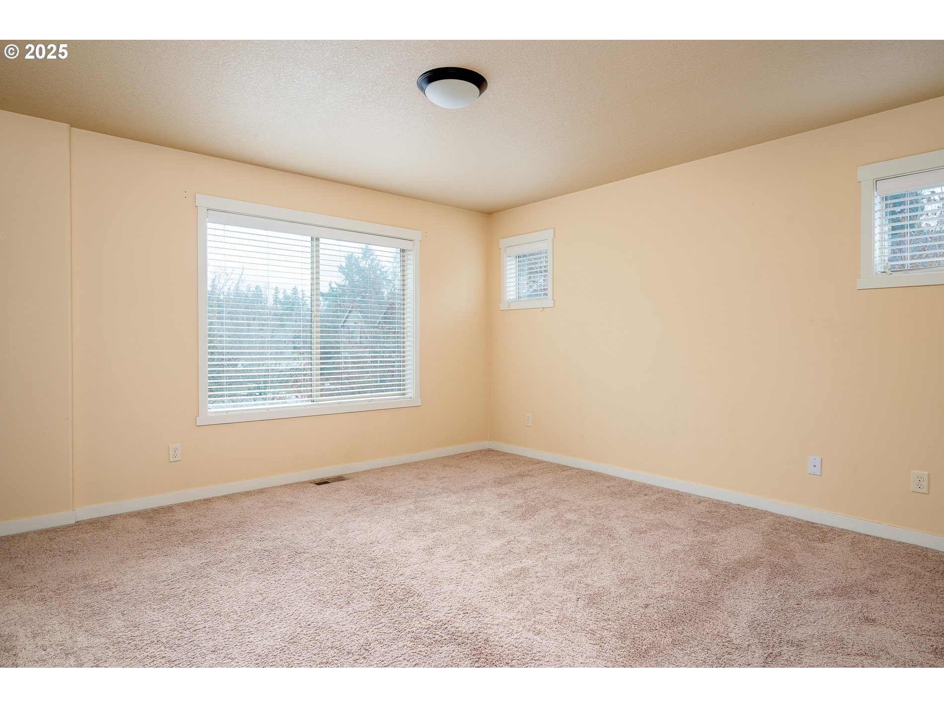 17550 Southwest Vanguard Lane Beaverton, OR 97007 - Photo 19 of 44