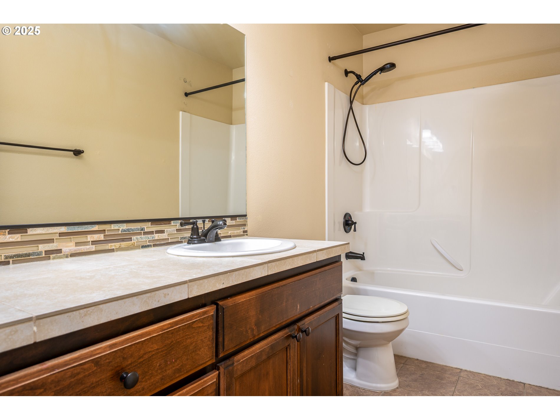 17550 Southwest Vanguard Lane Beaverton, OR 97007 - Photo 28 of 44