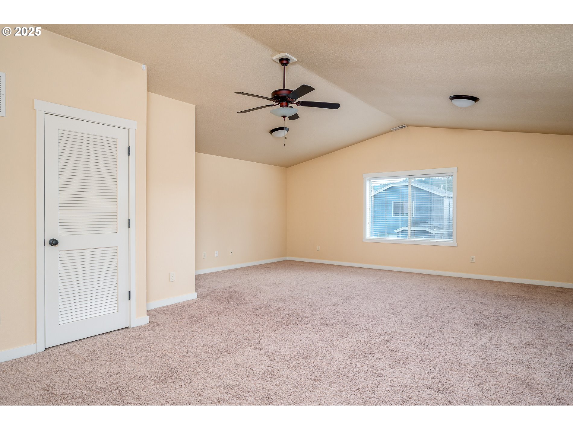 17550 Southwest Vanguard Lane Beaverton, OR 97007 - Photo 33 of 44