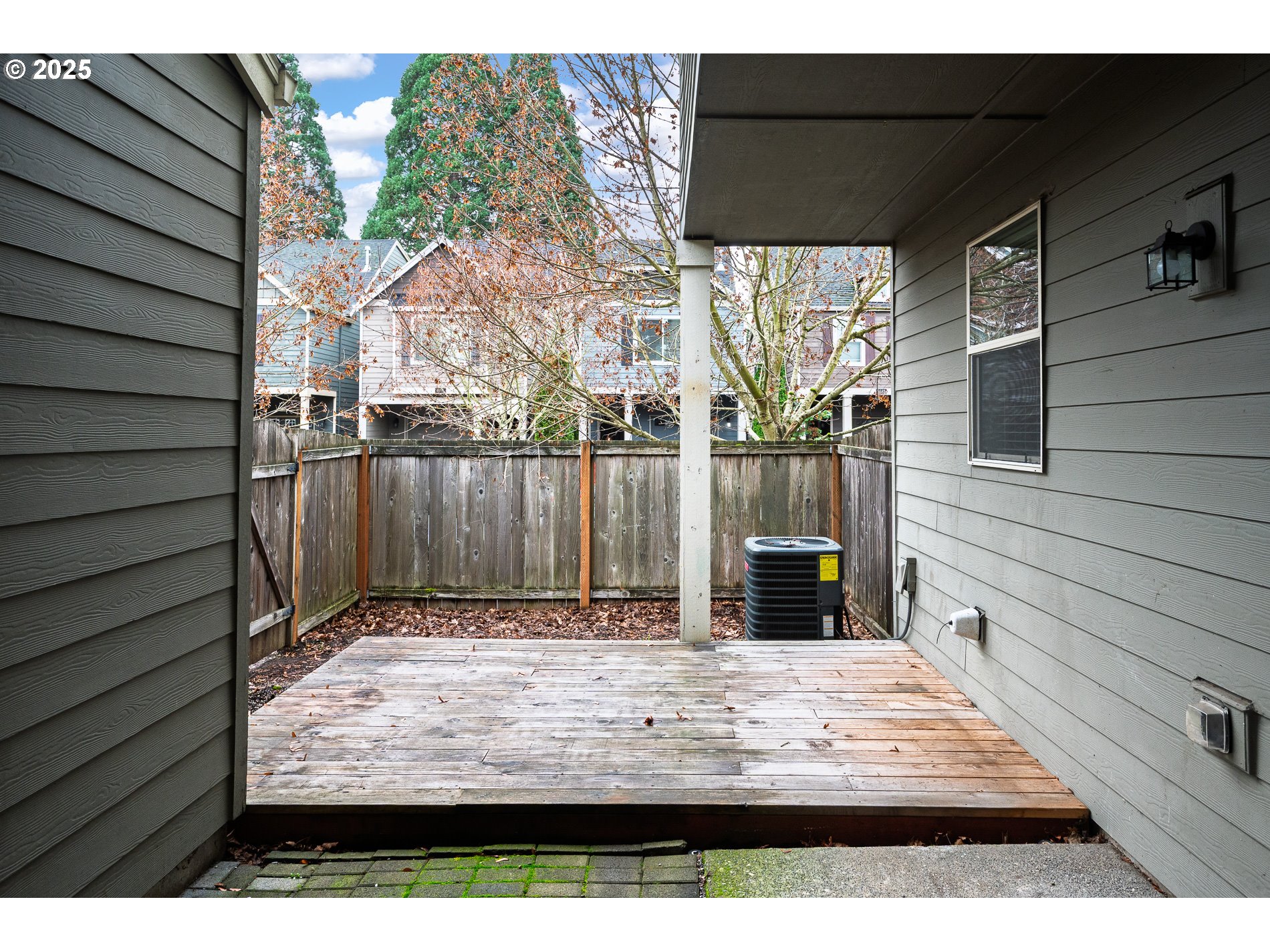 17550 Southwest Vanguard Lane Beaverton, OR 97007 - Photo 40 of 44