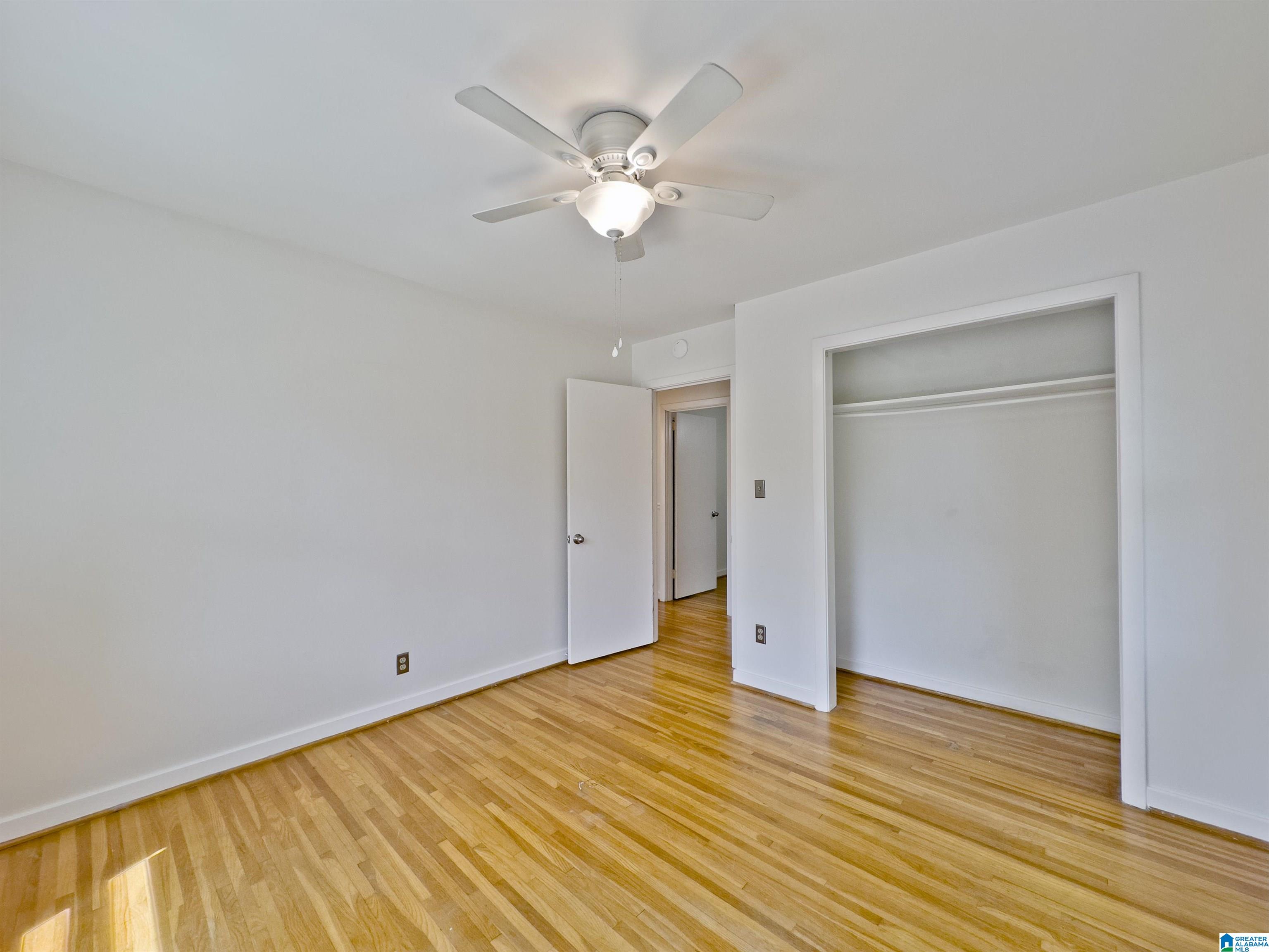 749 46th Street South Birmingham, AL 35222 - Photo 18 of 34