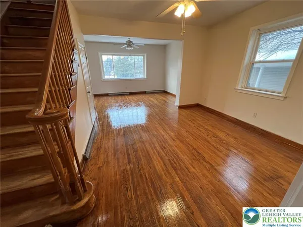 $2,000 | 139 Main Street, Hellertown, PA 18055