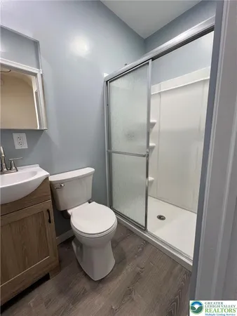 $2,000 | 139 Main Street, Hellertown, PA 18055