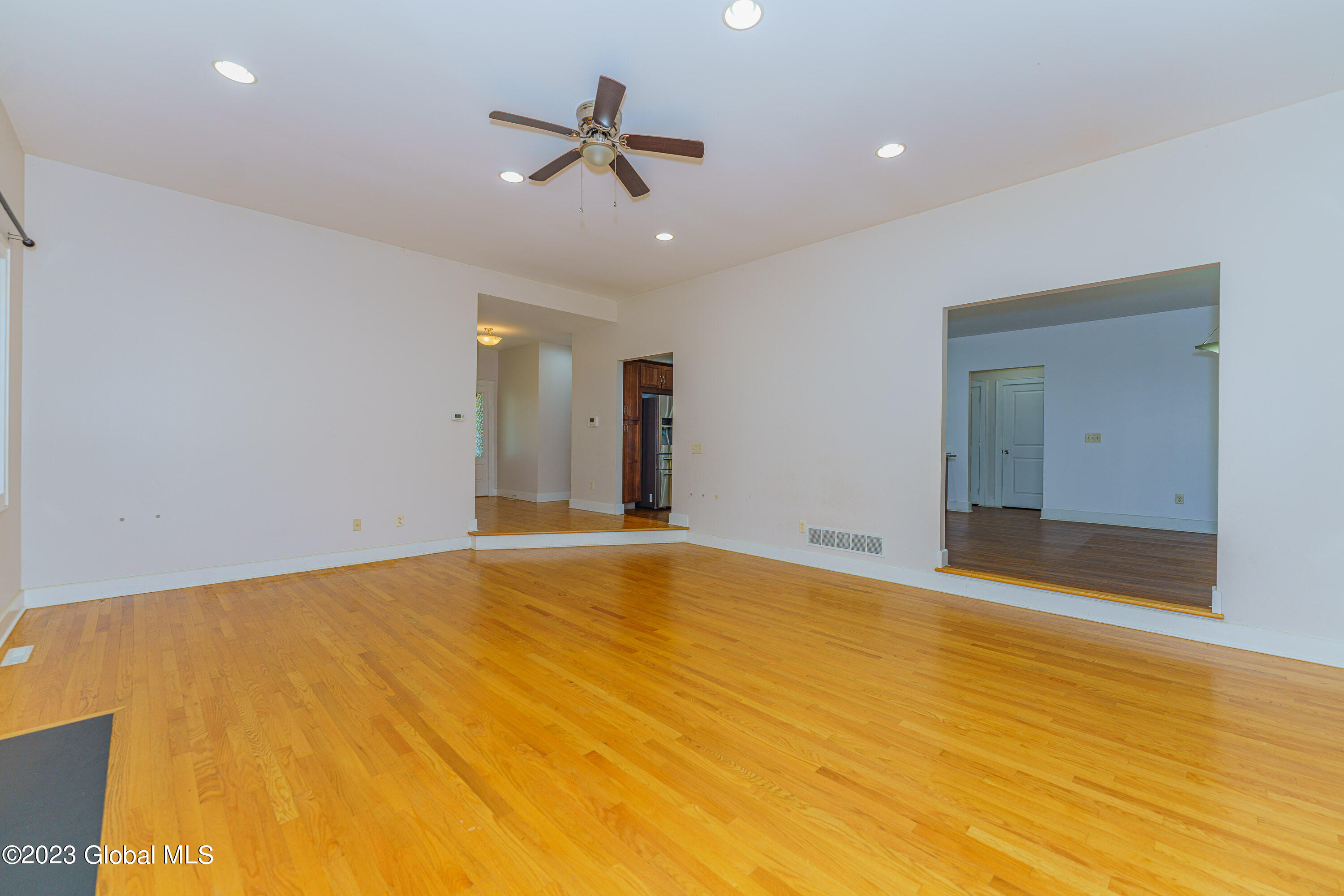 436 Northern Pines Road Wilton, NY 12831 - Photo 5 of 48 2 Livingroom 1