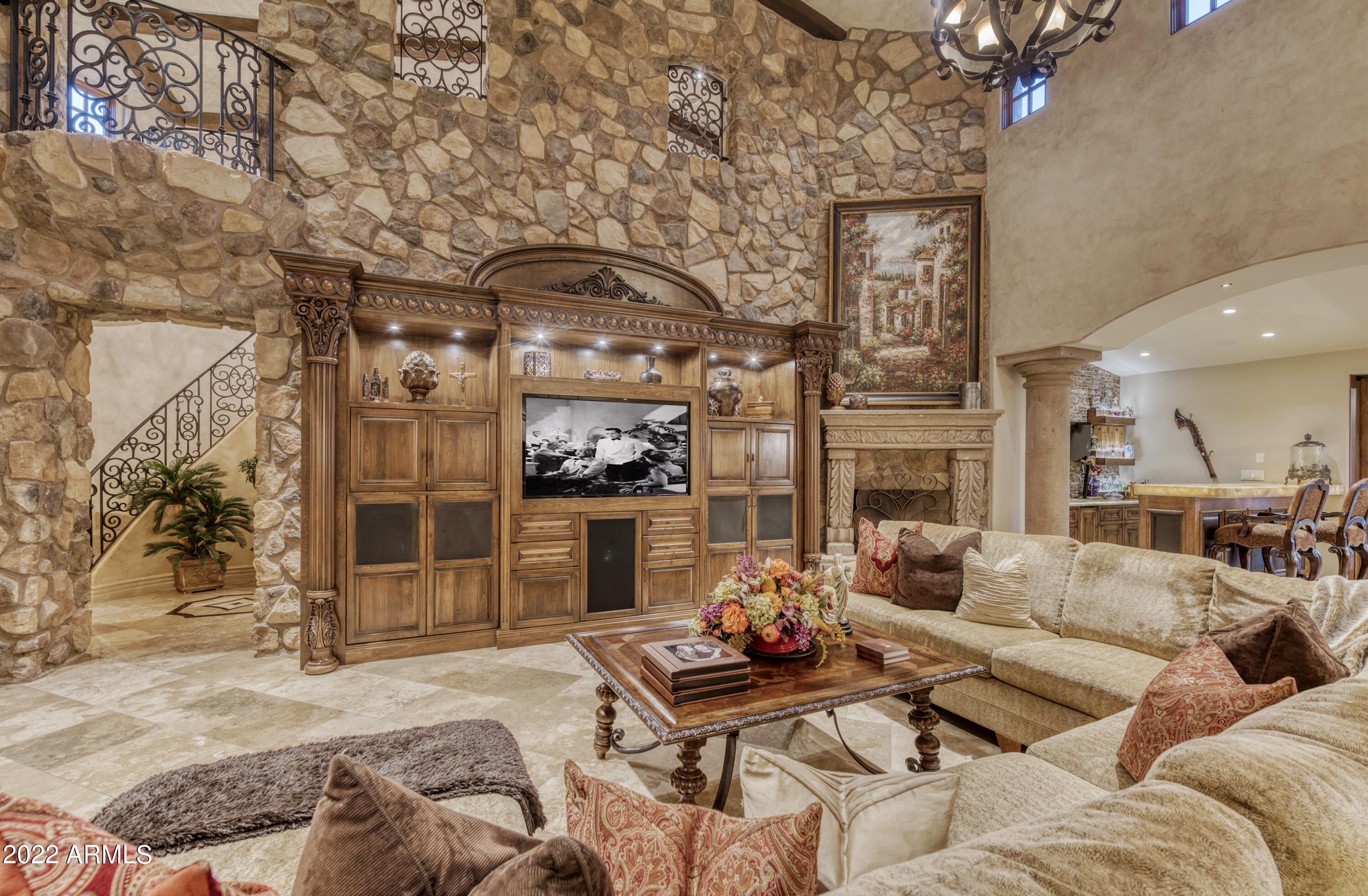 6683 East Judson Road Paradise Valley, AZ 85253 - Photo 14 of 78 016_Family Room