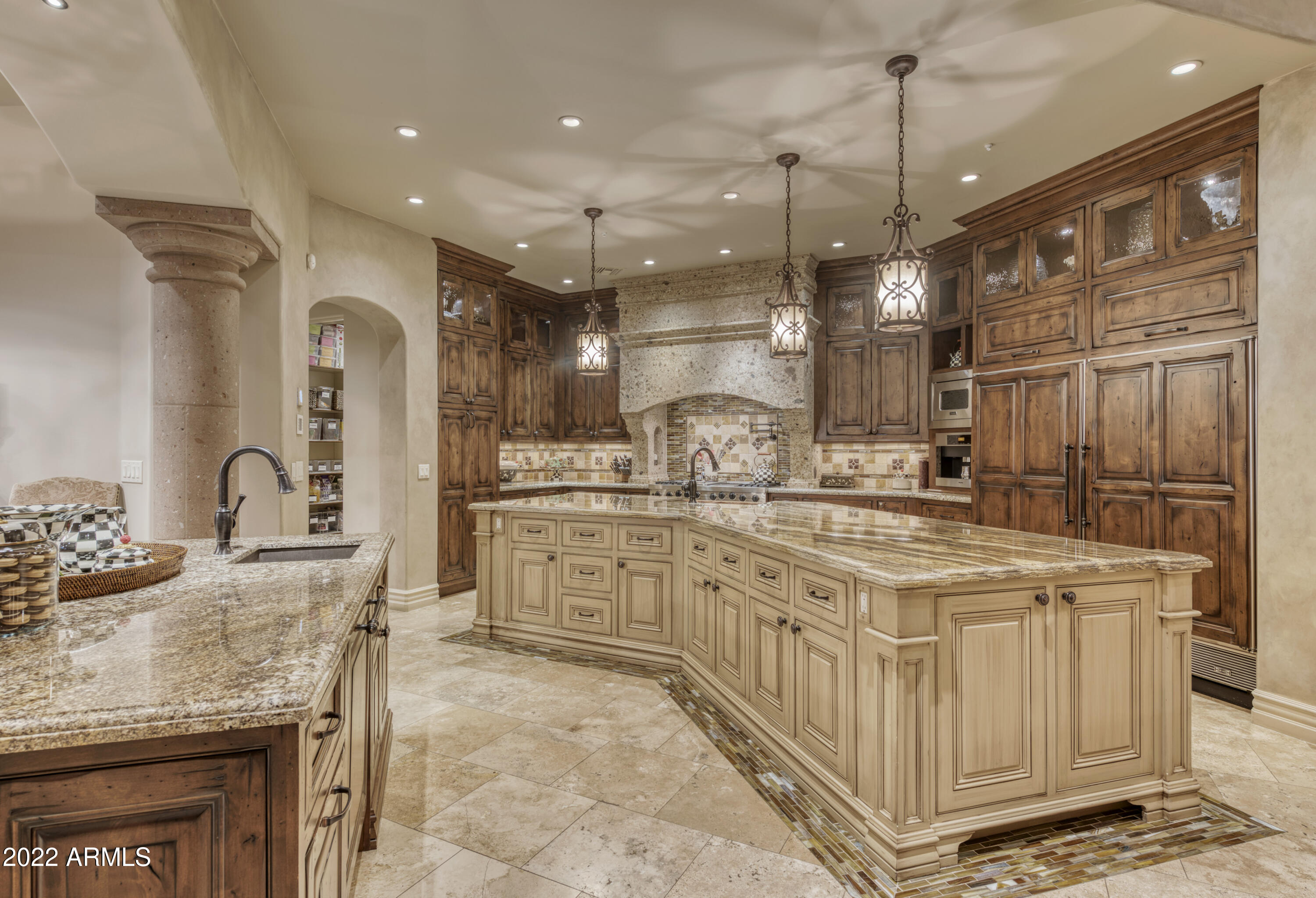 6683 East Judson Road Paradise Valley, AZ 85253 - Photo 22 of 78 019_Kitchen