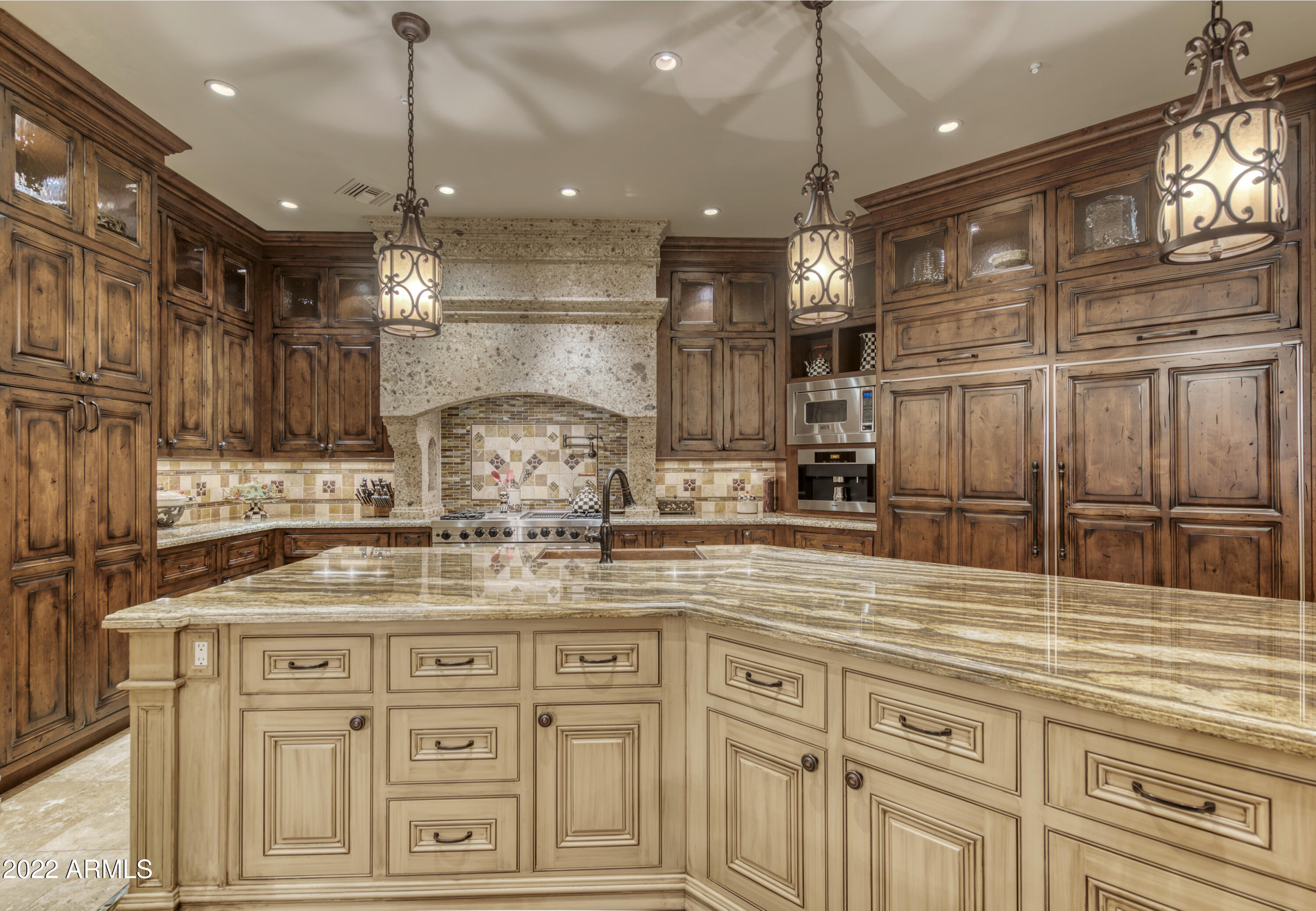 6683 East Judson Road Paradise Valley, AZ 85253 - Photo 24 of 78 022_Kitchen
