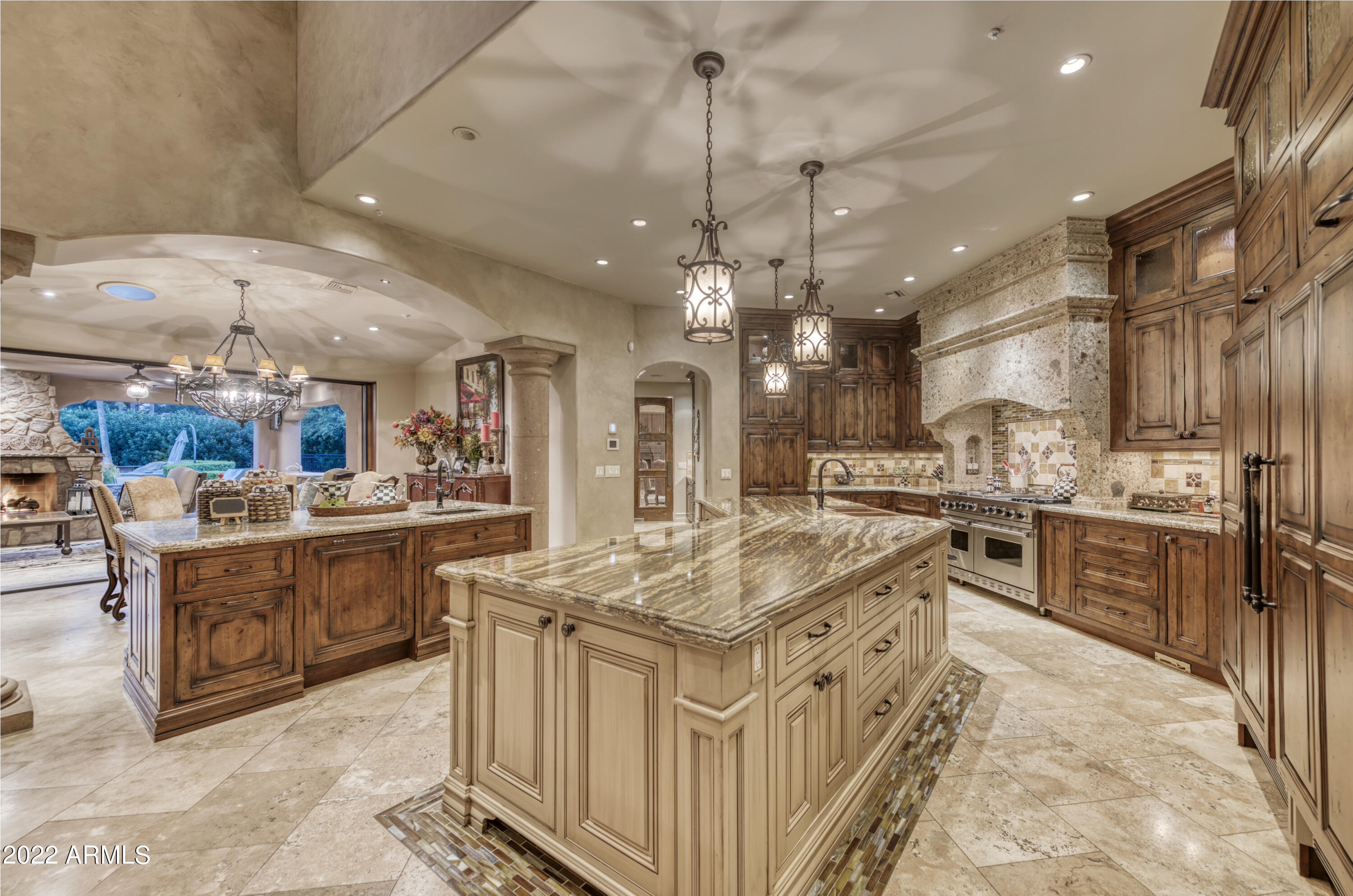6683 East Judson Road Paradise Valley, AZ 85253 - Photo 28 of 78 027_Kitchen ~ Casual Dining