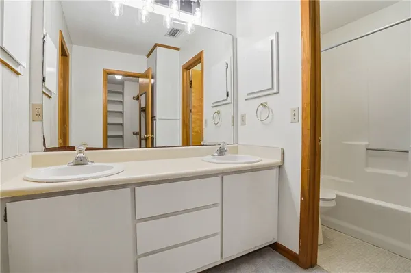 $335,000 | 156 MacKay Drive, Brunswick, GA 31525