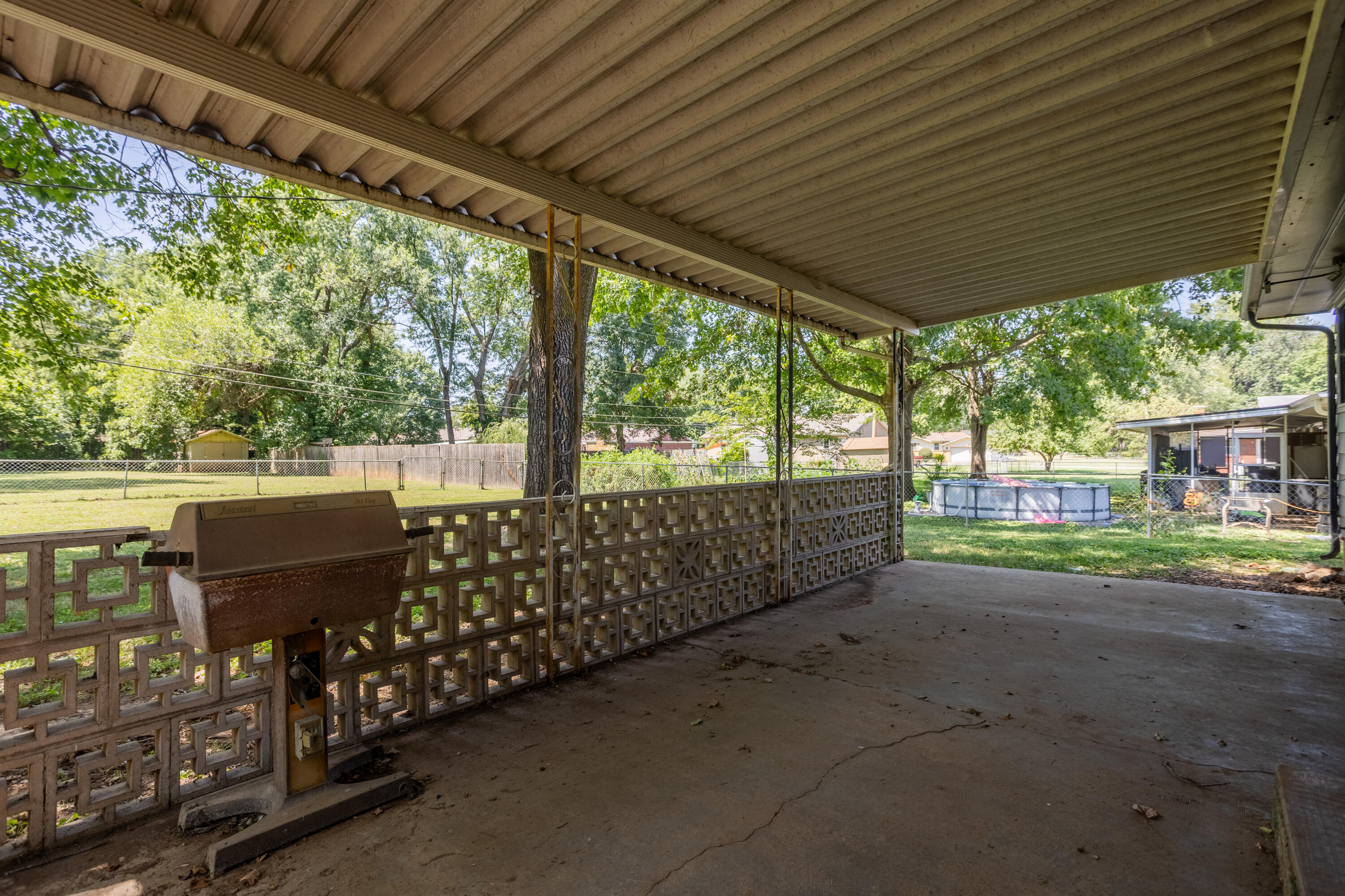 2123 South Prairie Lane Springfield, MO 65804 - Photo 24 of 27 023