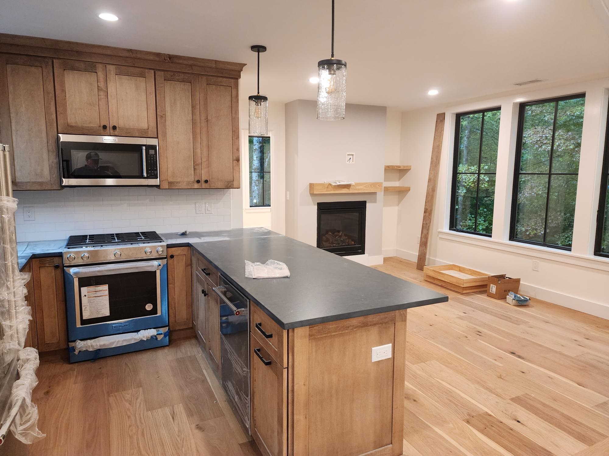 137 Skimobile Road, Unit 4 Conway, NH 03860 - Photo 2 of 16