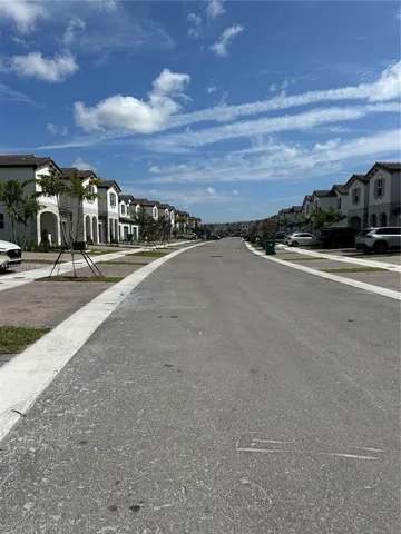 $3,100 | 12570 Northwest 23rd Place, Unit 12570, Miami, FL 33167