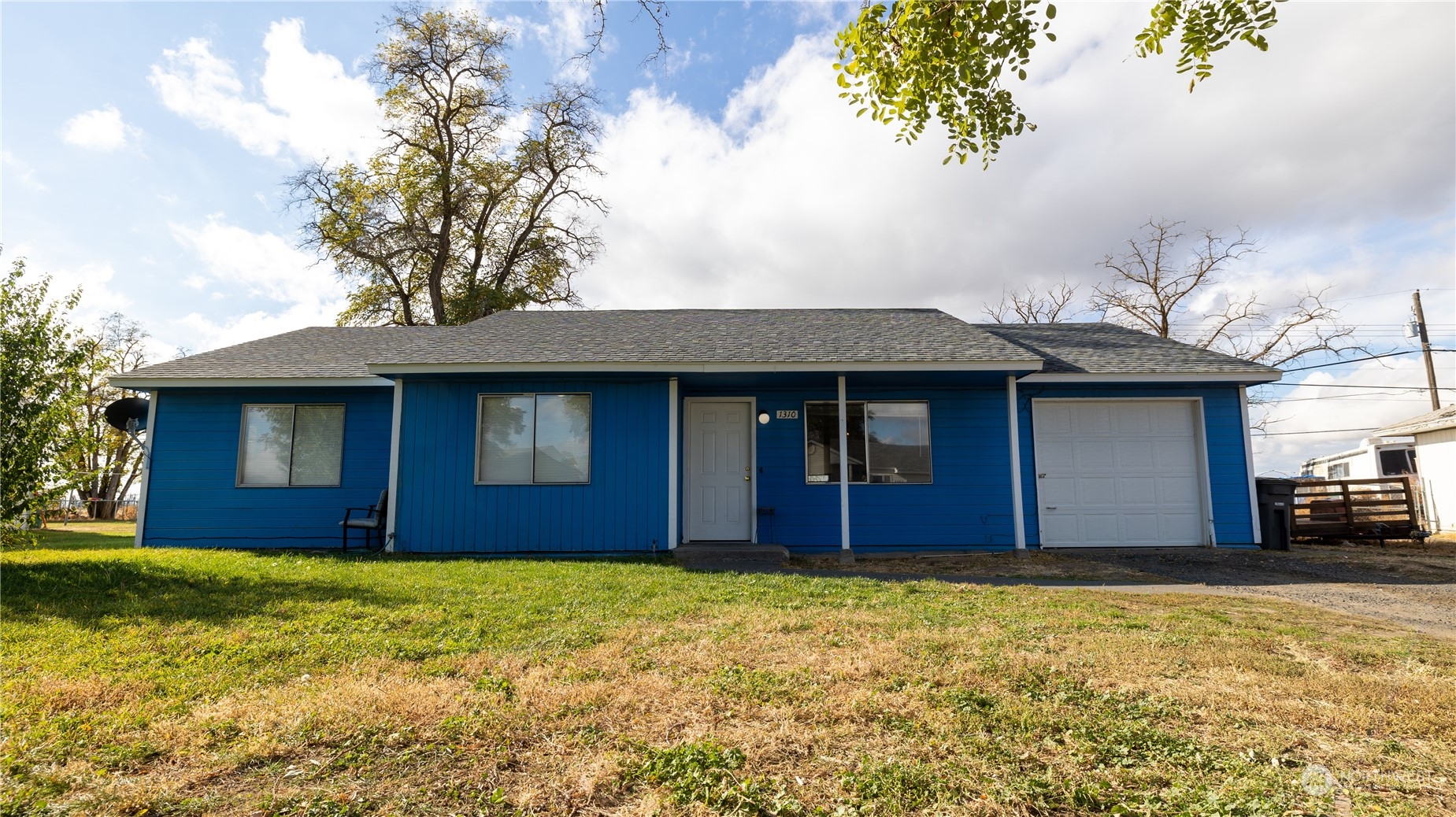 1310 Pershing Road Moses Lake, WA 98837 - Photo 1 of 17 Gallery Image 1