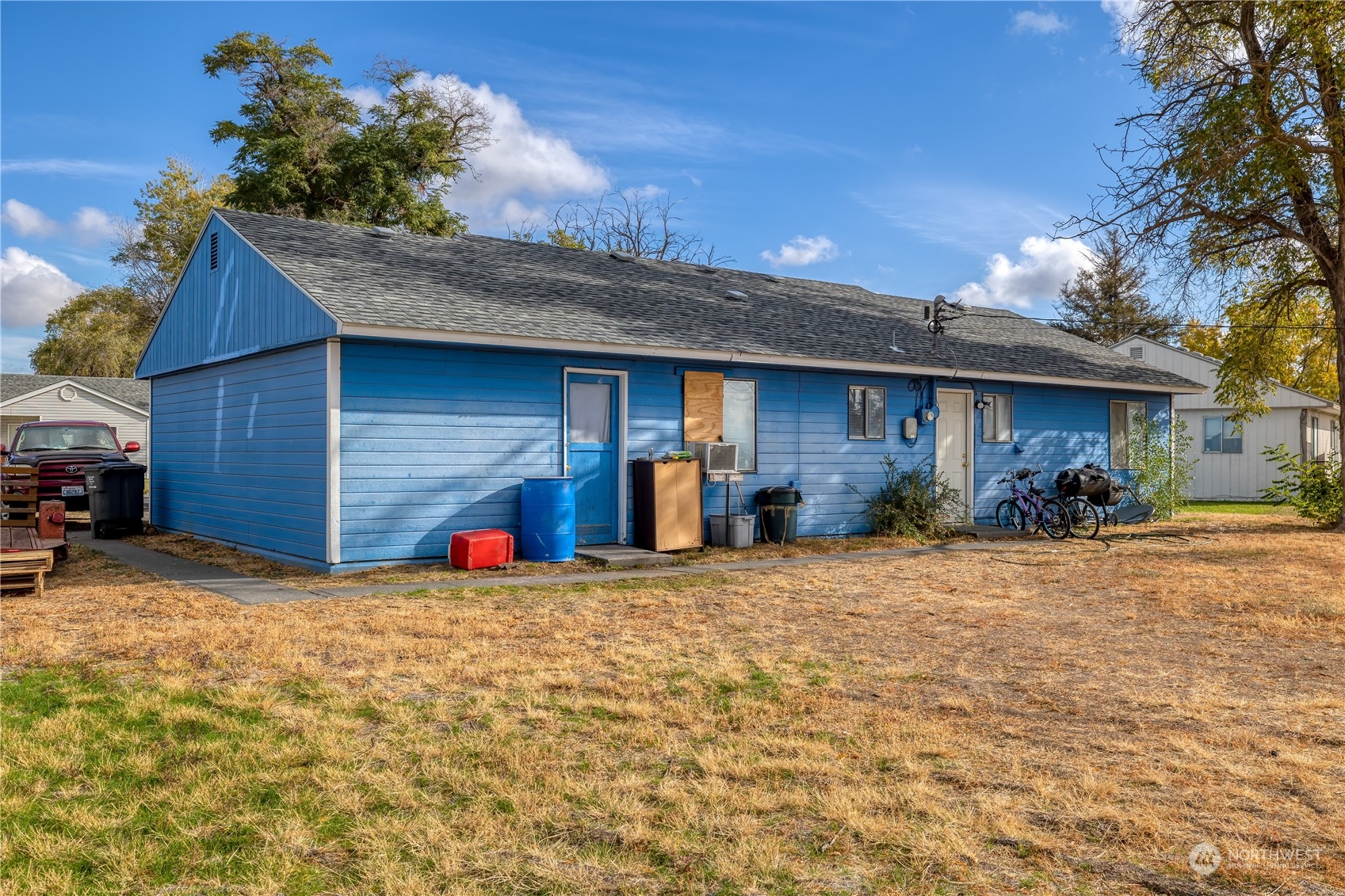 1310 Pershing Road Moses Lake, WA 98837 - Photo 4 of 17 Gallery Image 4